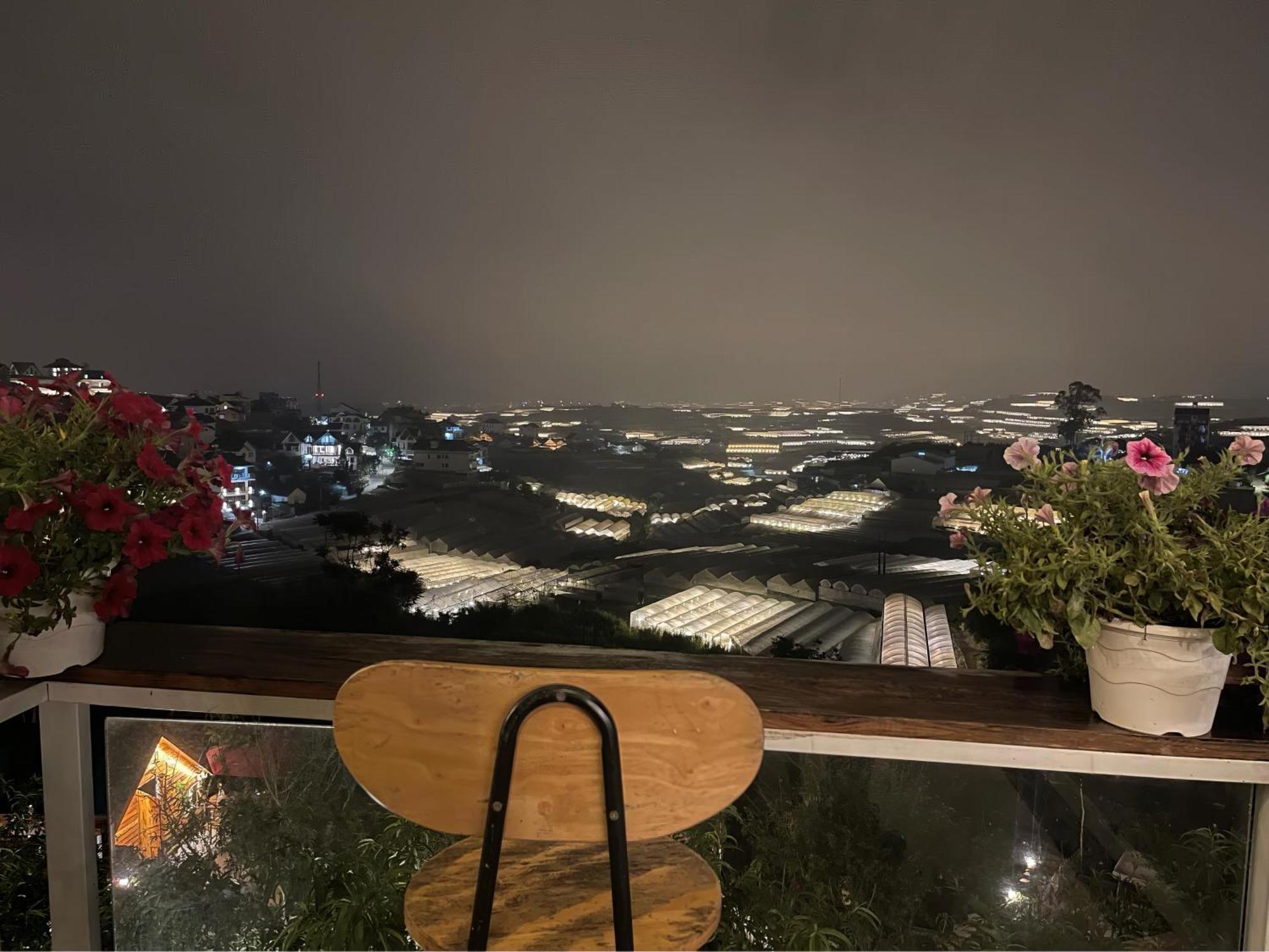 Iza Homestay Trai Mat Exterior photo